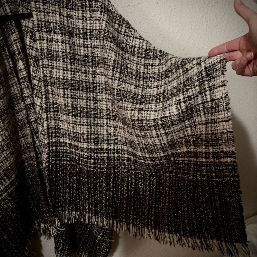 Fringe wrap - Picture 2 of 2